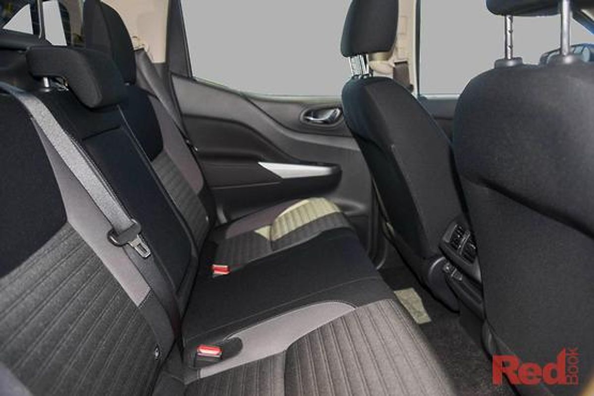 2024 Nissan Navara Black Edition D23 4X4