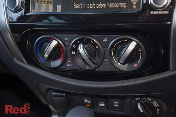 2024 Nissan Navara Black Edition D23 4X4