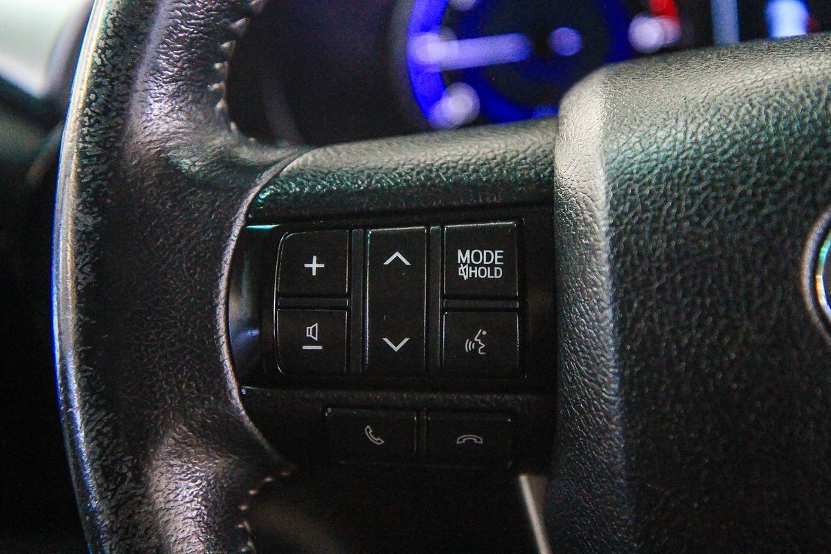 2017 Toyota Hilux SR5 GUN126R 4X4