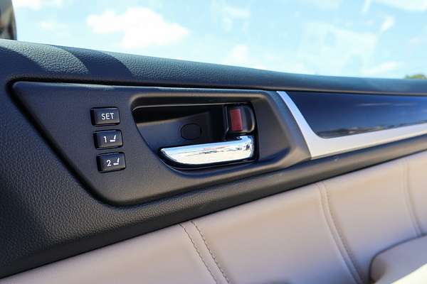 2020 Subaru Outback 2.5i Premium 5GEN