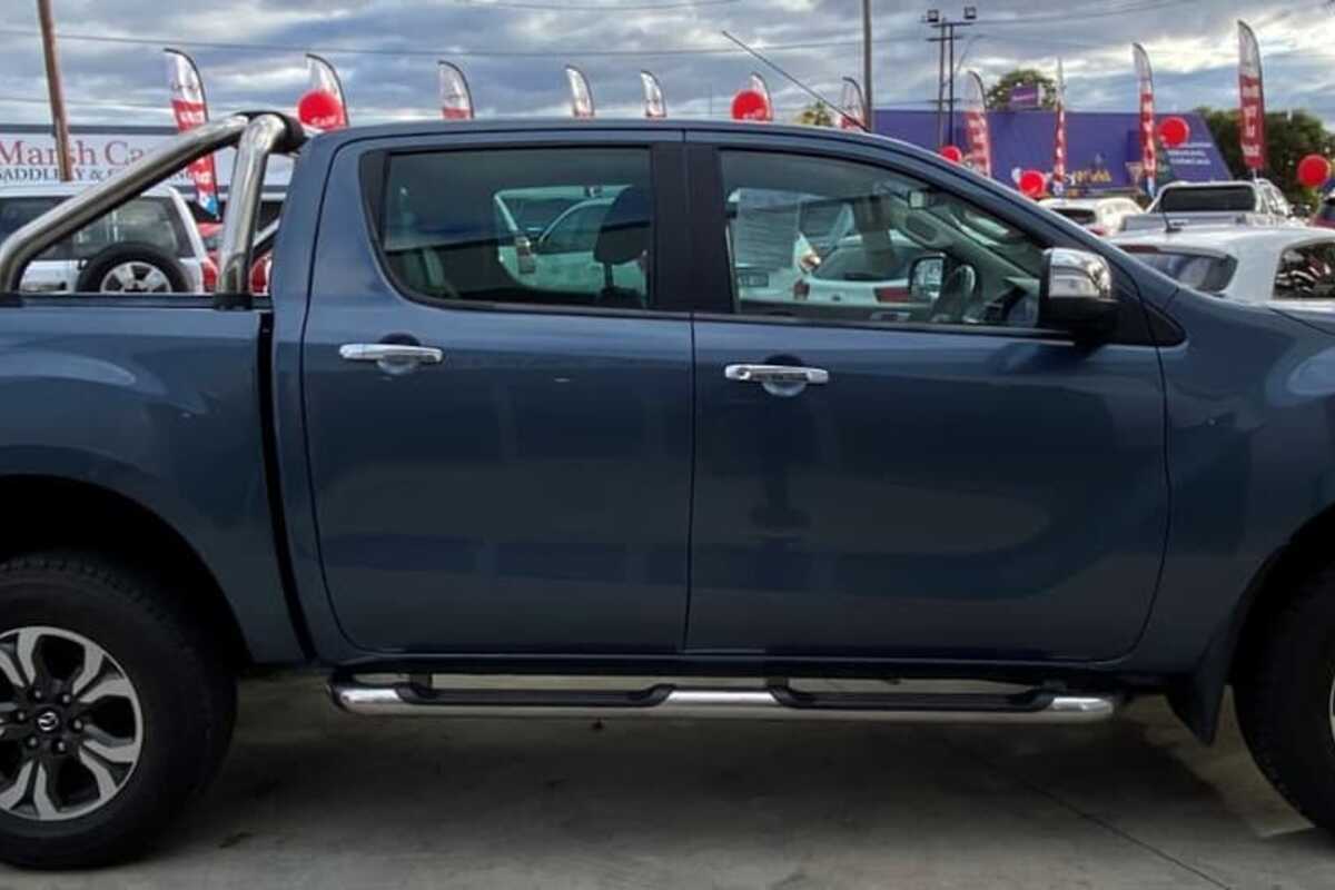 2017 Mazda BT-50 GT UR