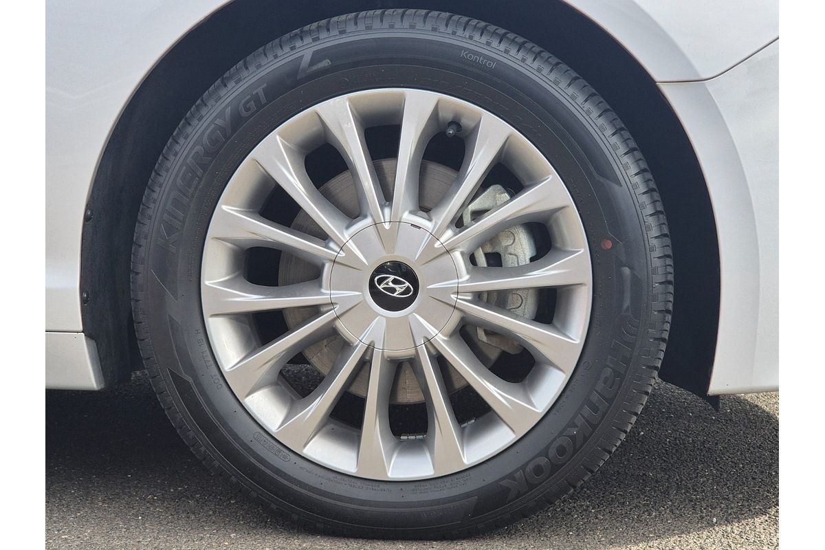 2016 Hyundai Sonata Active LF3