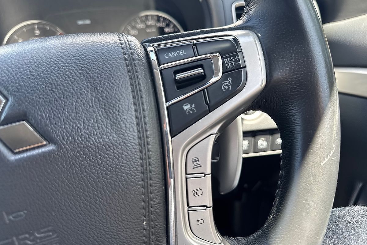 2021 Mitsubishi Pajero Sport GLS QF