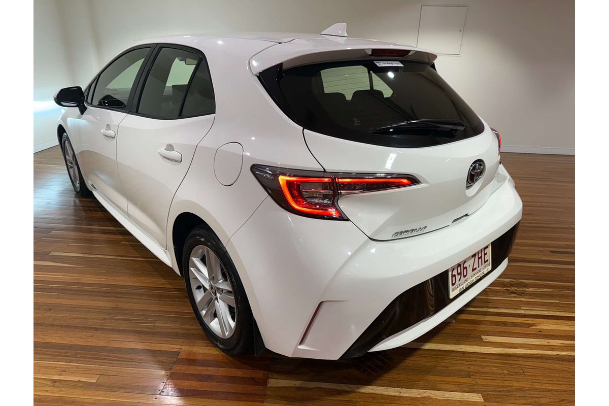 2018 Toyota Corolla Ascent Sport MZEA12R