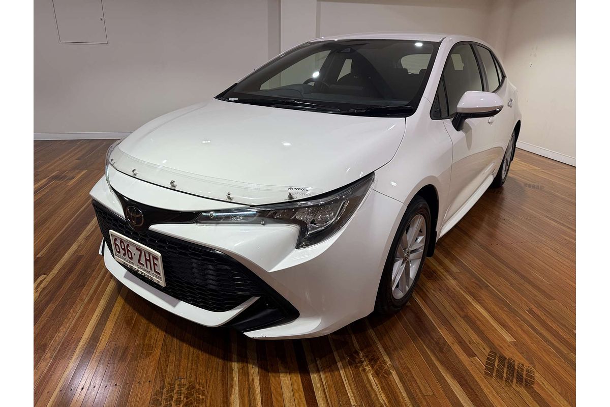 2018 Toyota Corolla Ascent Sport MZEA12R