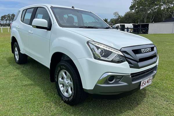 2017 Isuzu MU-X LS-M