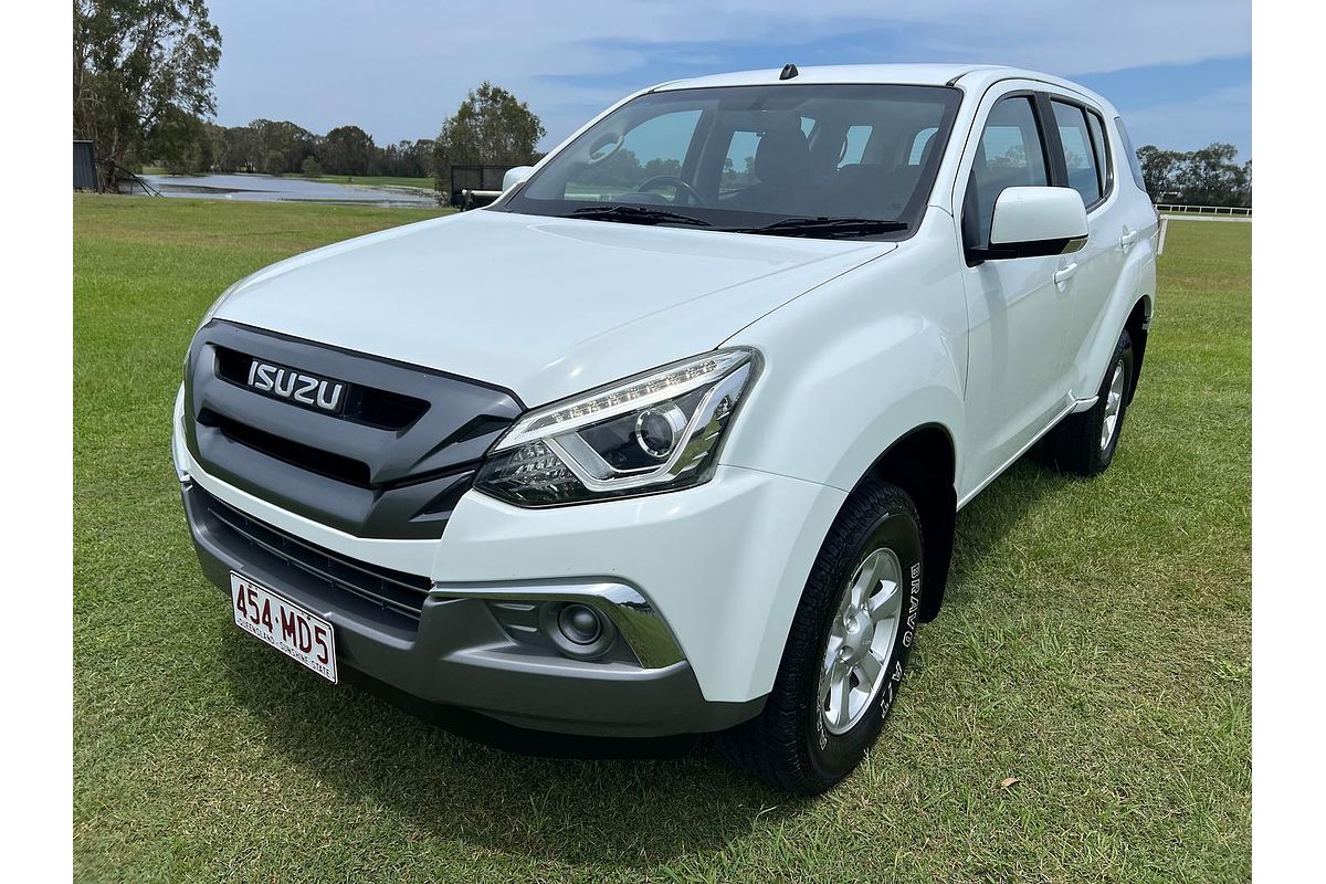2017 Isuzu MU-X LS-M