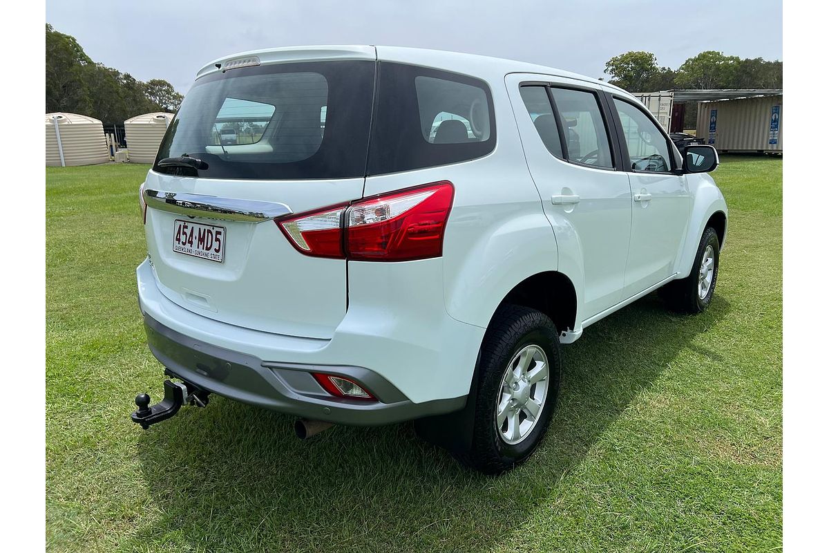 2017 Isuzu MU-X LS-M