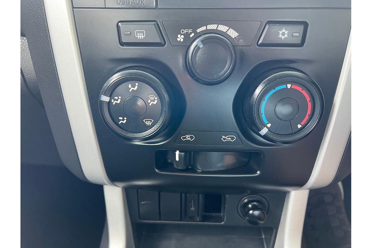 2017 Isuzu MU-X LS-M