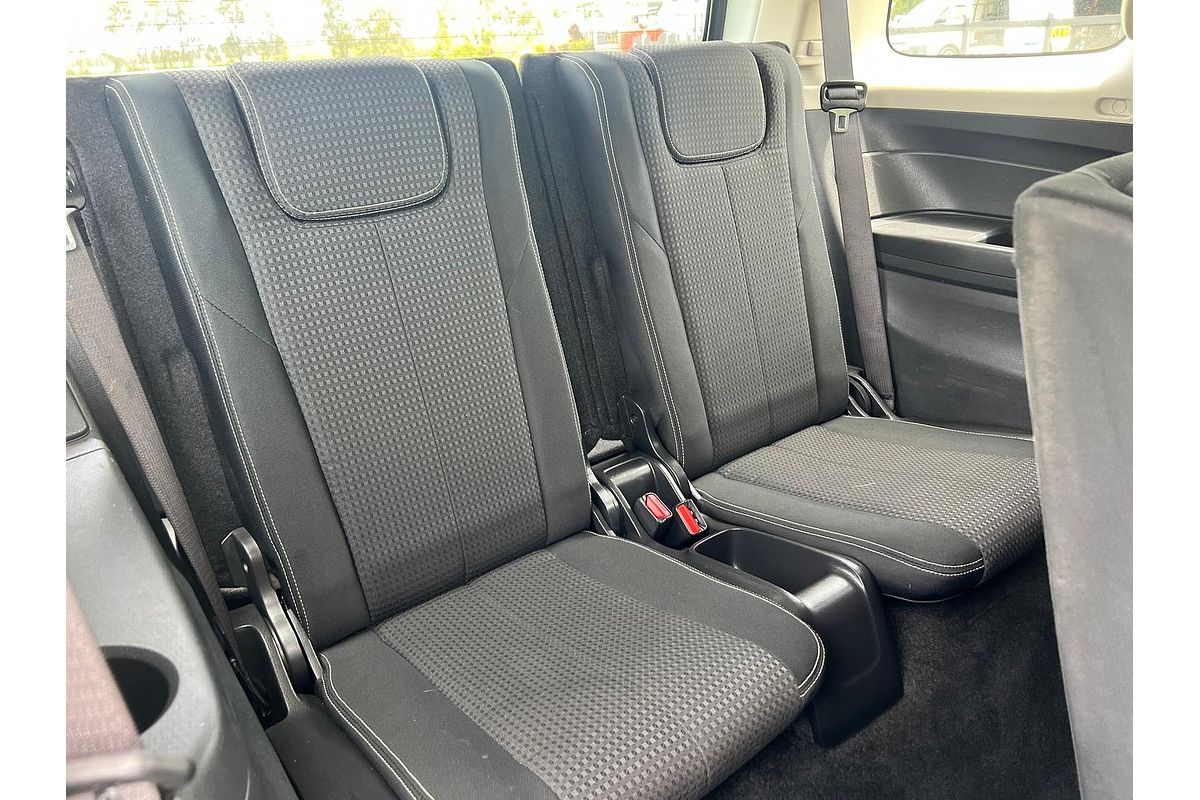 2017 Isuzu MU-X LS-M