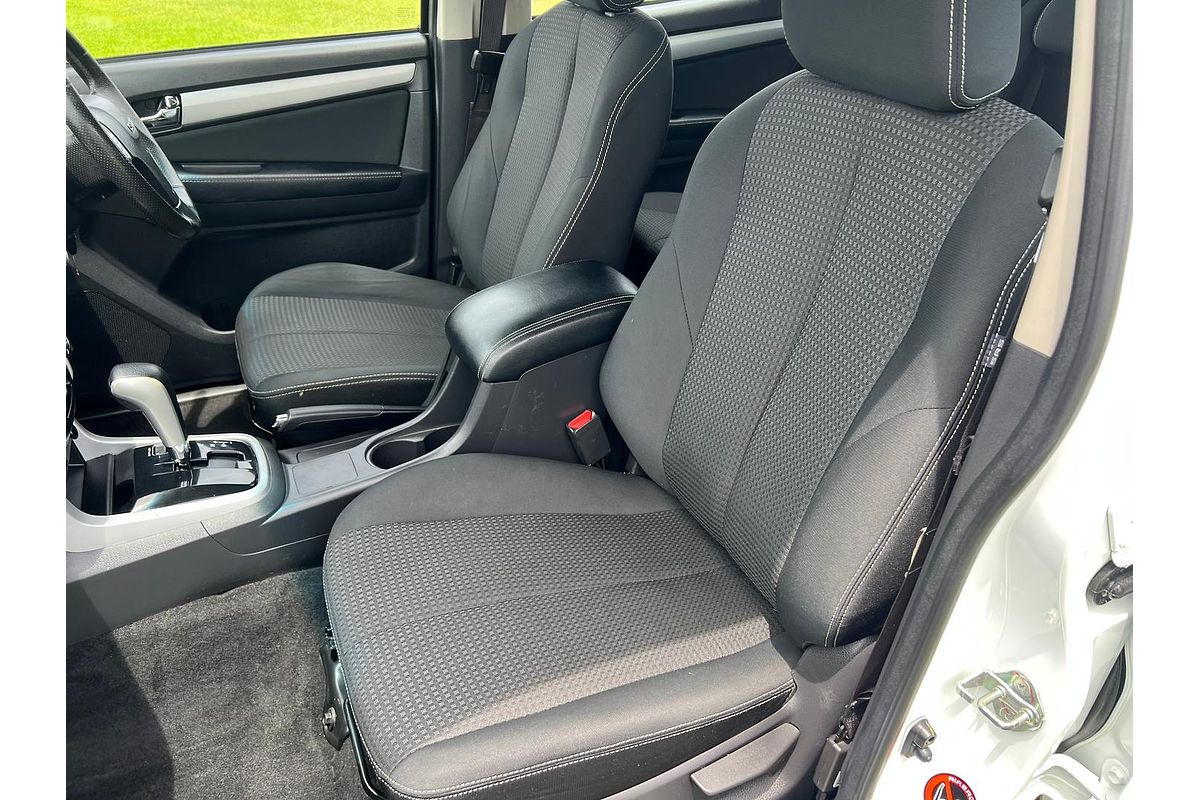 2017 Isuzu MU-X LS-M