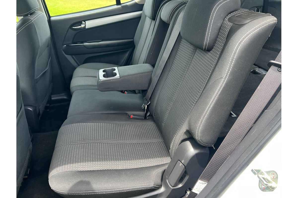 2017 Isuzu MU-X LS-M