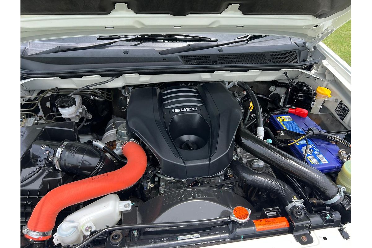 2017 Isuzu MU-X LS-M