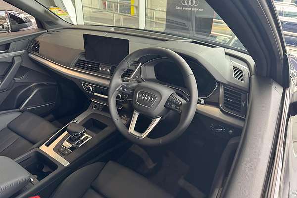 2024 Audi Q5 45 TFSI Sport FY