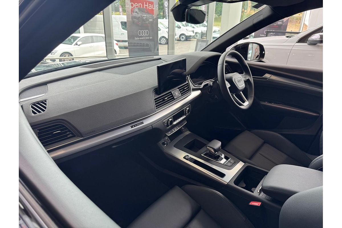 2024 Audi Q5 45 TFSI Sport FY