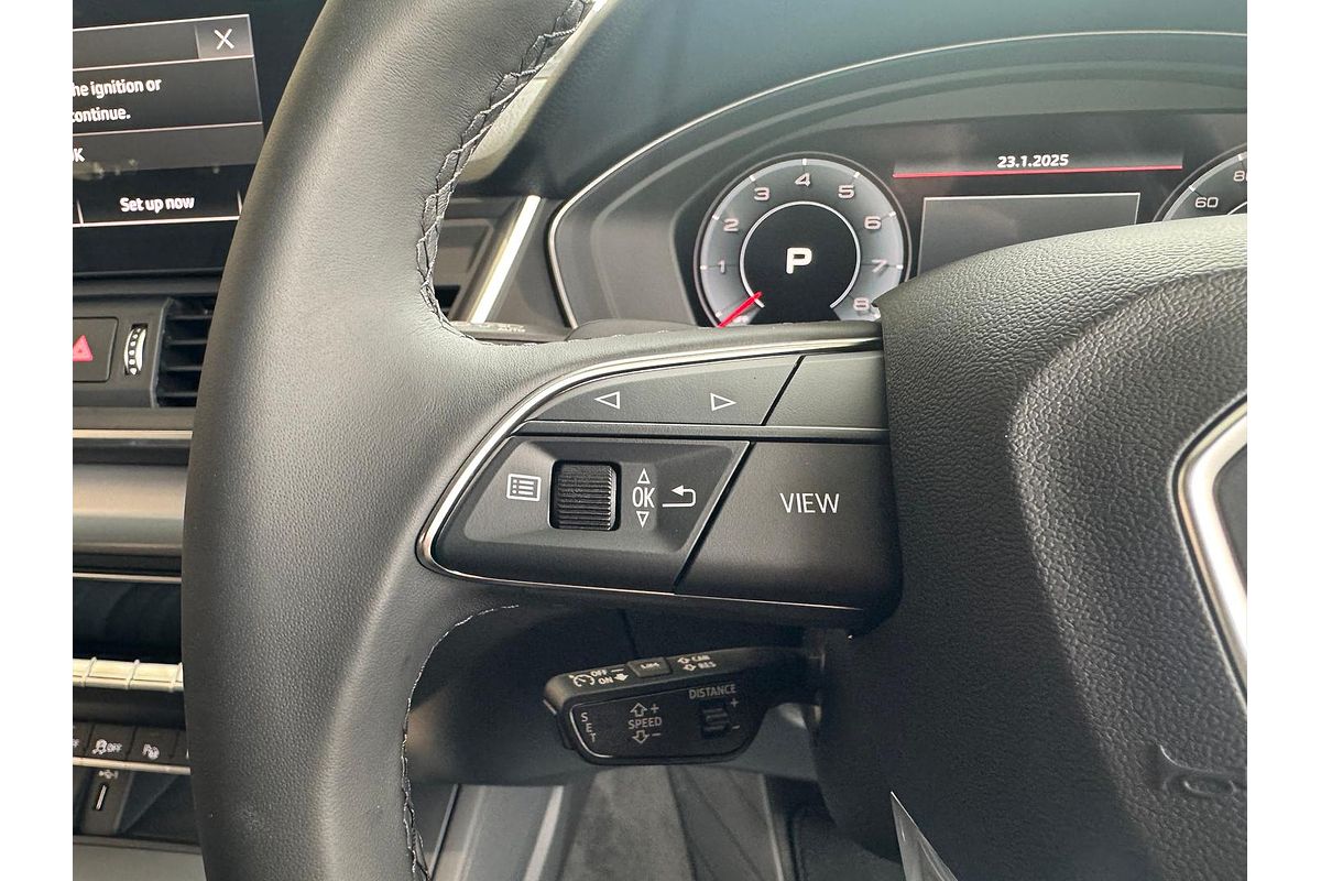 2024 Audi Q5 45 TFSI Sport FY