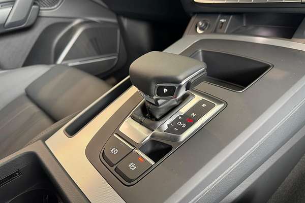 2024 Audi Q5 45 TFSI Sport FY