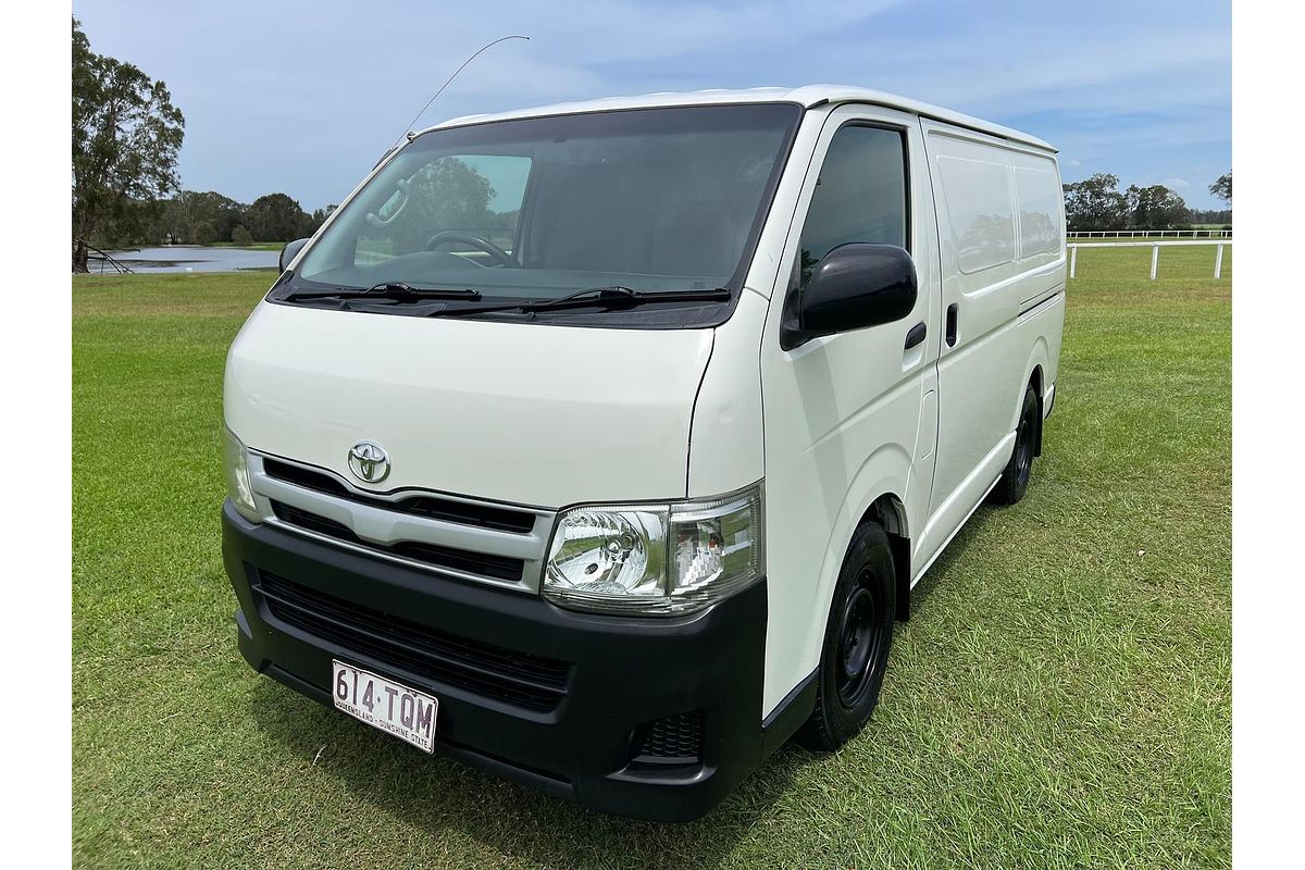 2013 Toyota Hiace KDH201R LWB