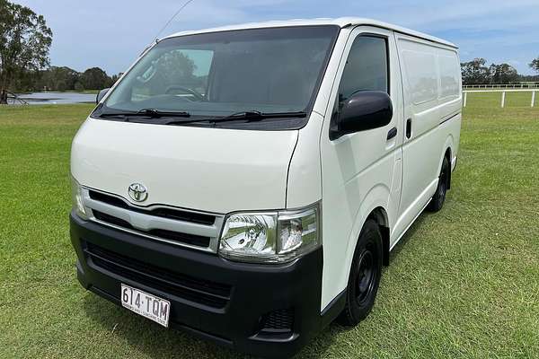 2013 Toyota Hiace KDH201R LWB