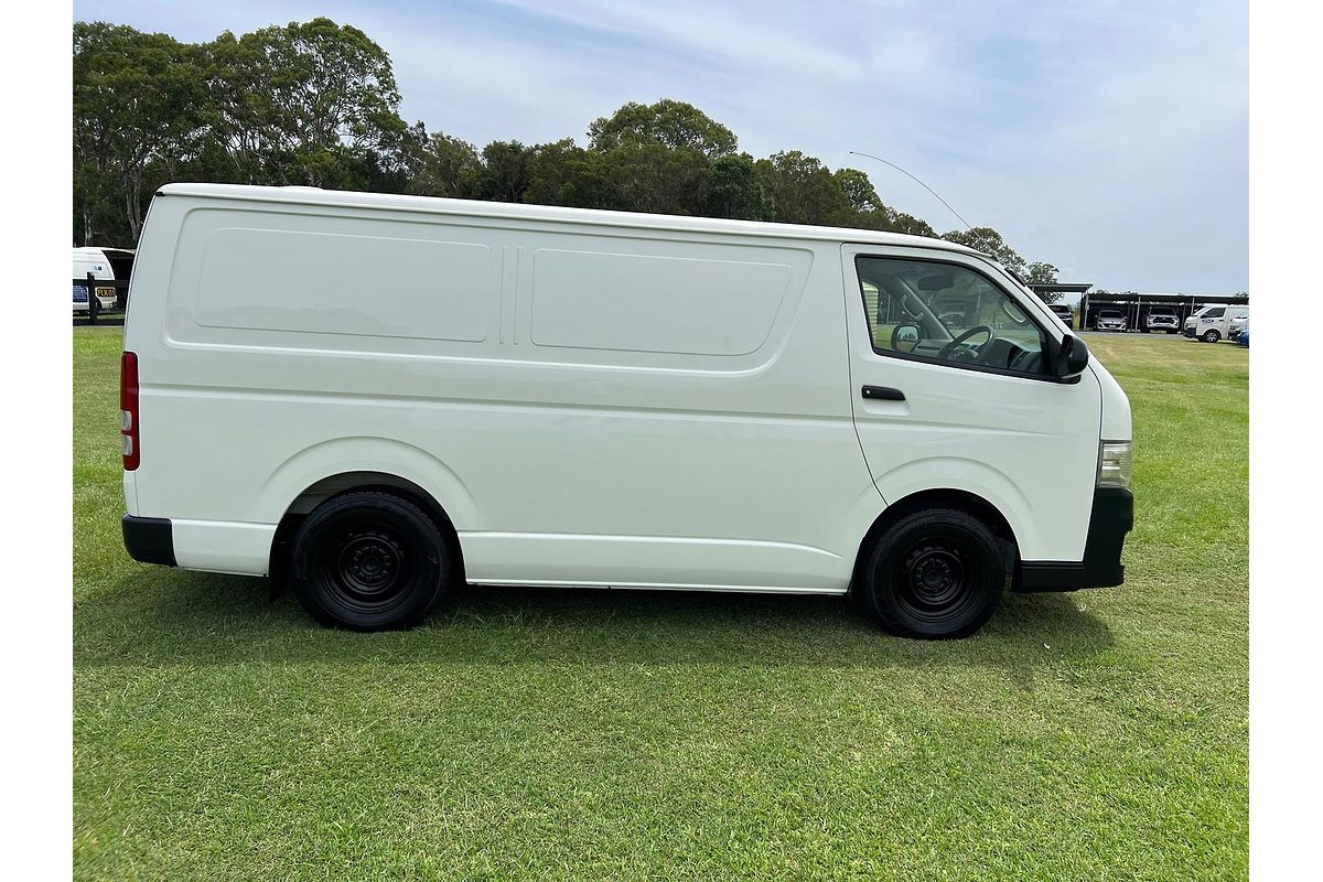 2013 Toyota Hiace KDH201R LWB