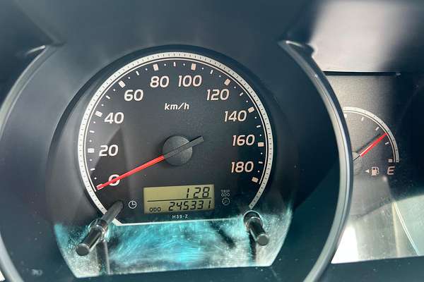 2013 Toyota Hiace KDH201R LWB