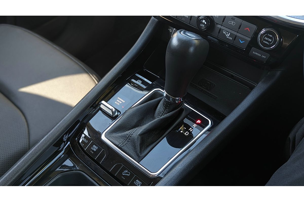 2022 Jeep Compass S-Limited M6
