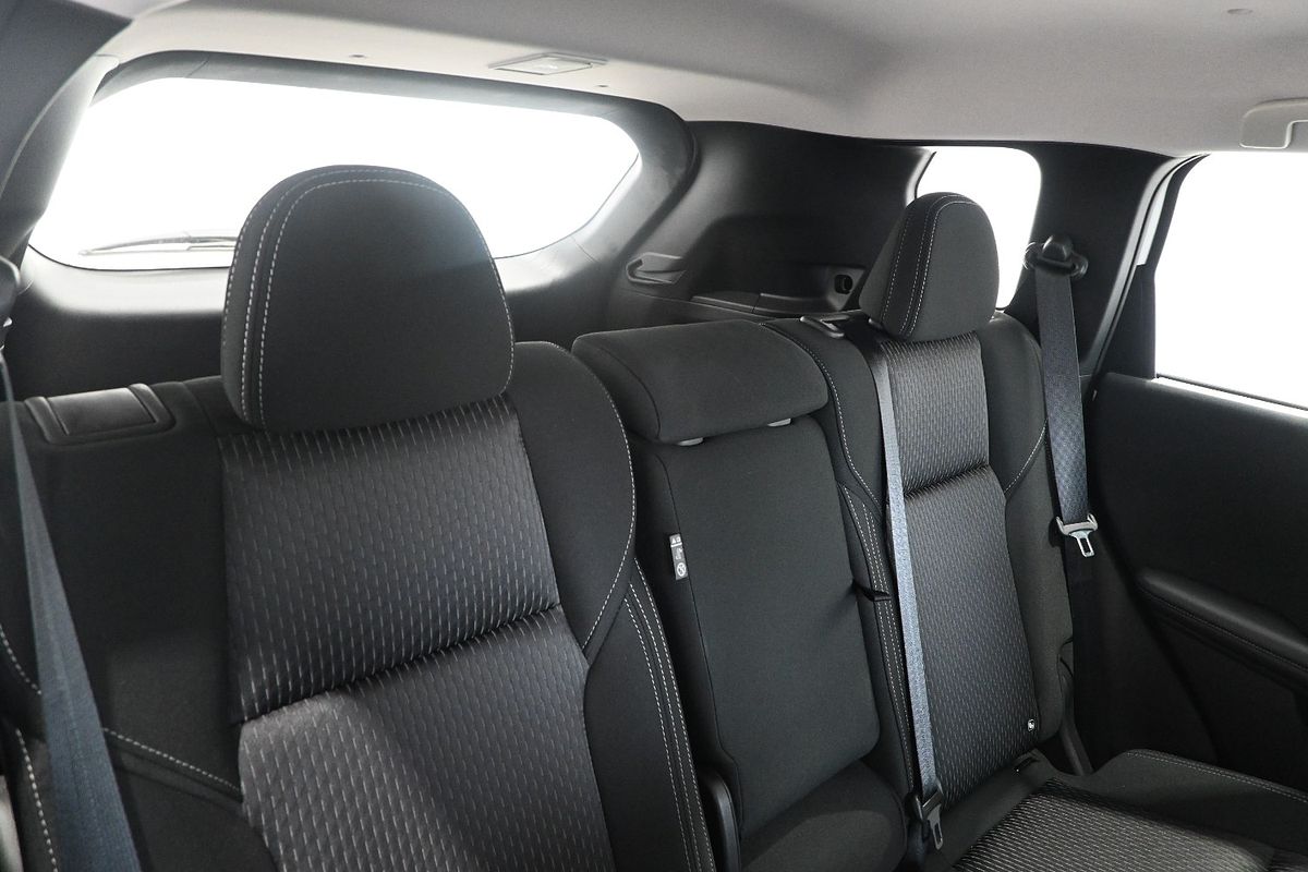 2024 Mitsubishi Outlander ES ZM