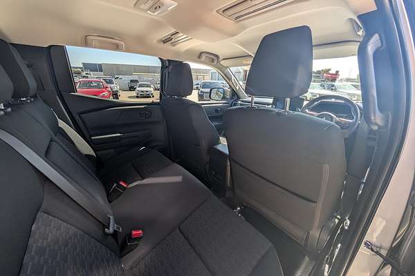 2024 Mitsubishi Triton GLX+ MV 4X4
