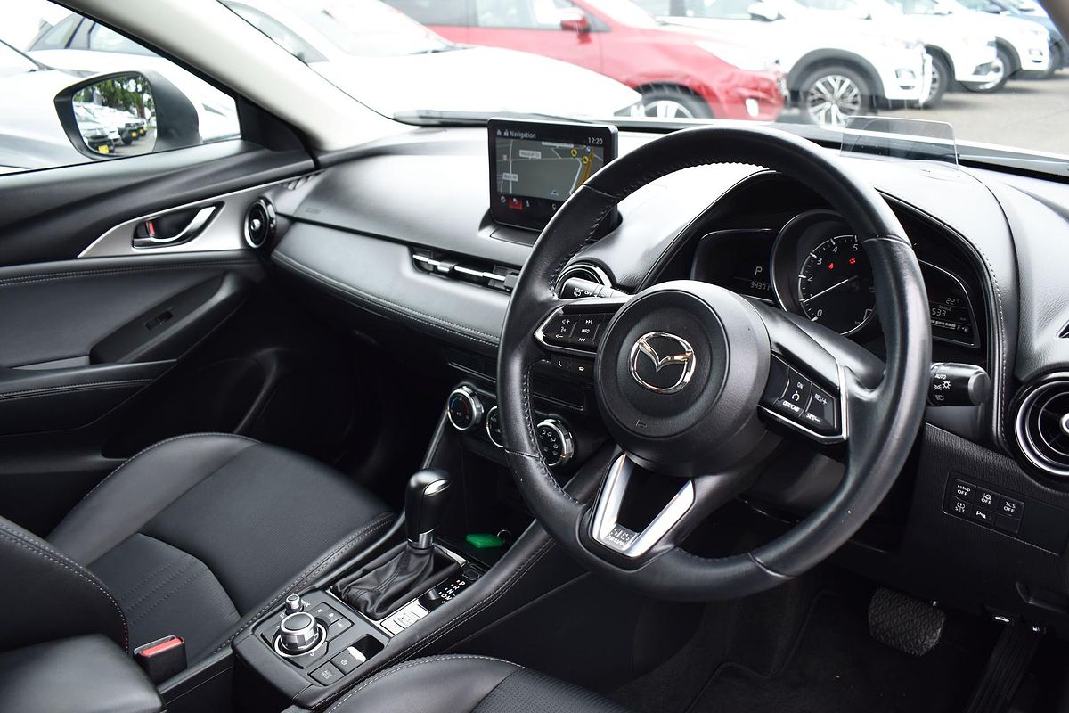 2022 Mazda CX-3 sTouring DK