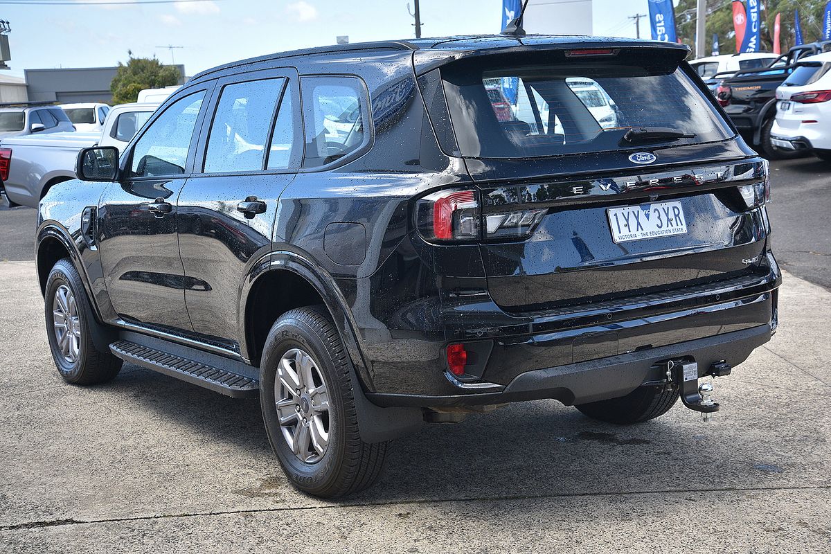 2023 Ford Everest Ambiente