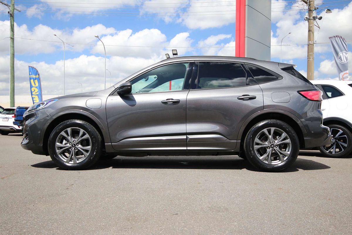2022 Ford Escape ST-Line PHEV ZH