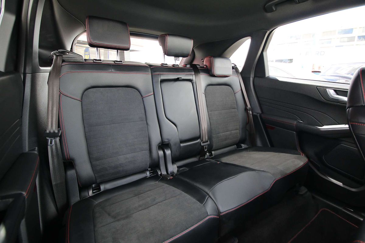 2022 Ford Escape ST-Line PHEV ZH