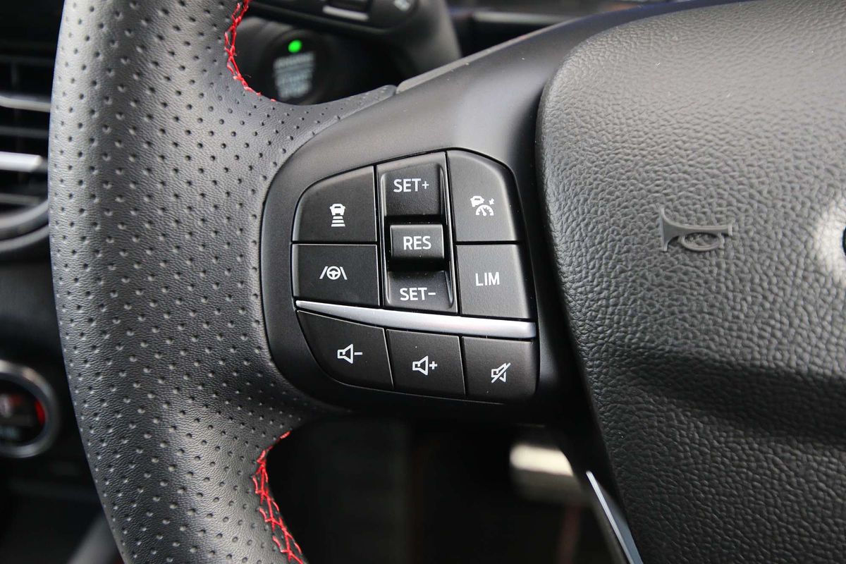 2022 Ford Escape ST-Line PHEV ZH