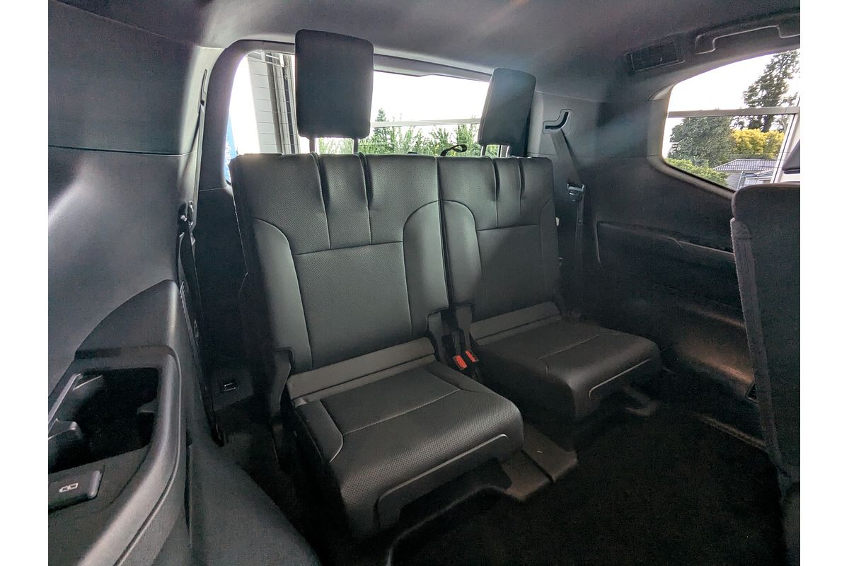 2022 Toyota Landcruiser VX FJA300R