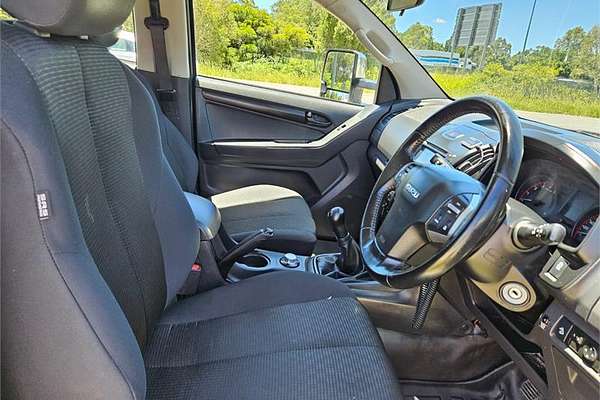 2019 Isuzu D-MAX SX 4X4