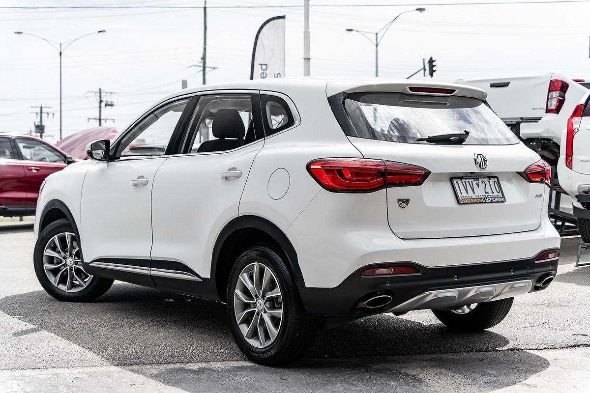 2022 MG HS Core SAS23