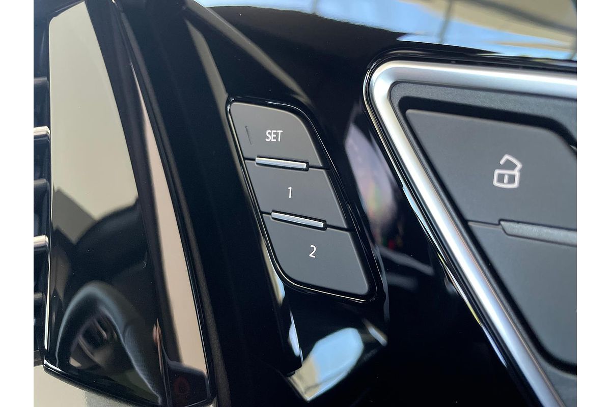 2024 Audi Q4 e-tron 55 F4