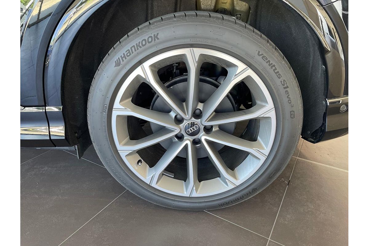 2024 Audi Q4 e-tron 55 F4