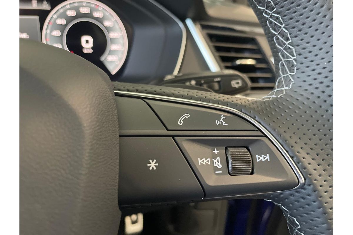 2025 Audi Q5 45 TFSI S Line FY