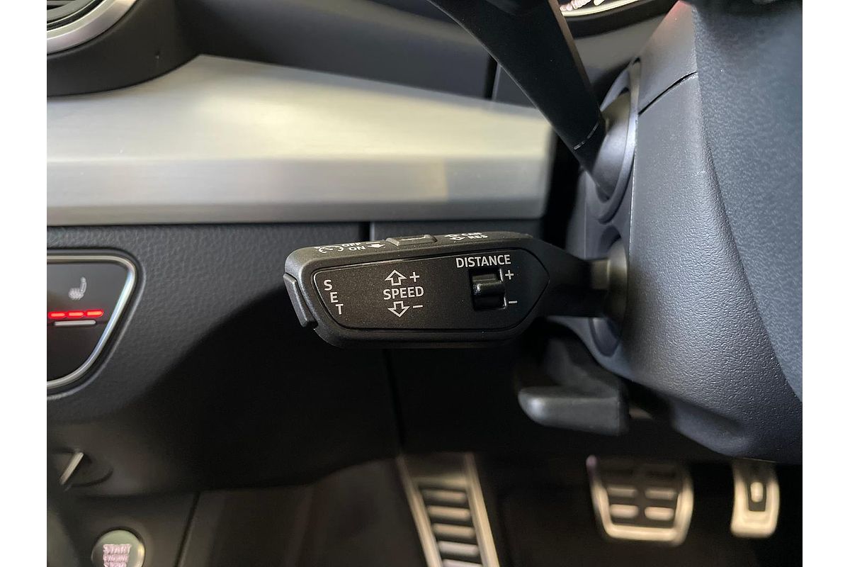 2025 Audi Q5 45 TFSI S Line FY