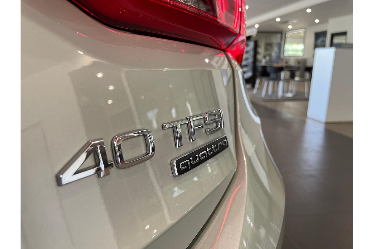 2024 Audi Q3 40 TFSI S Line F3