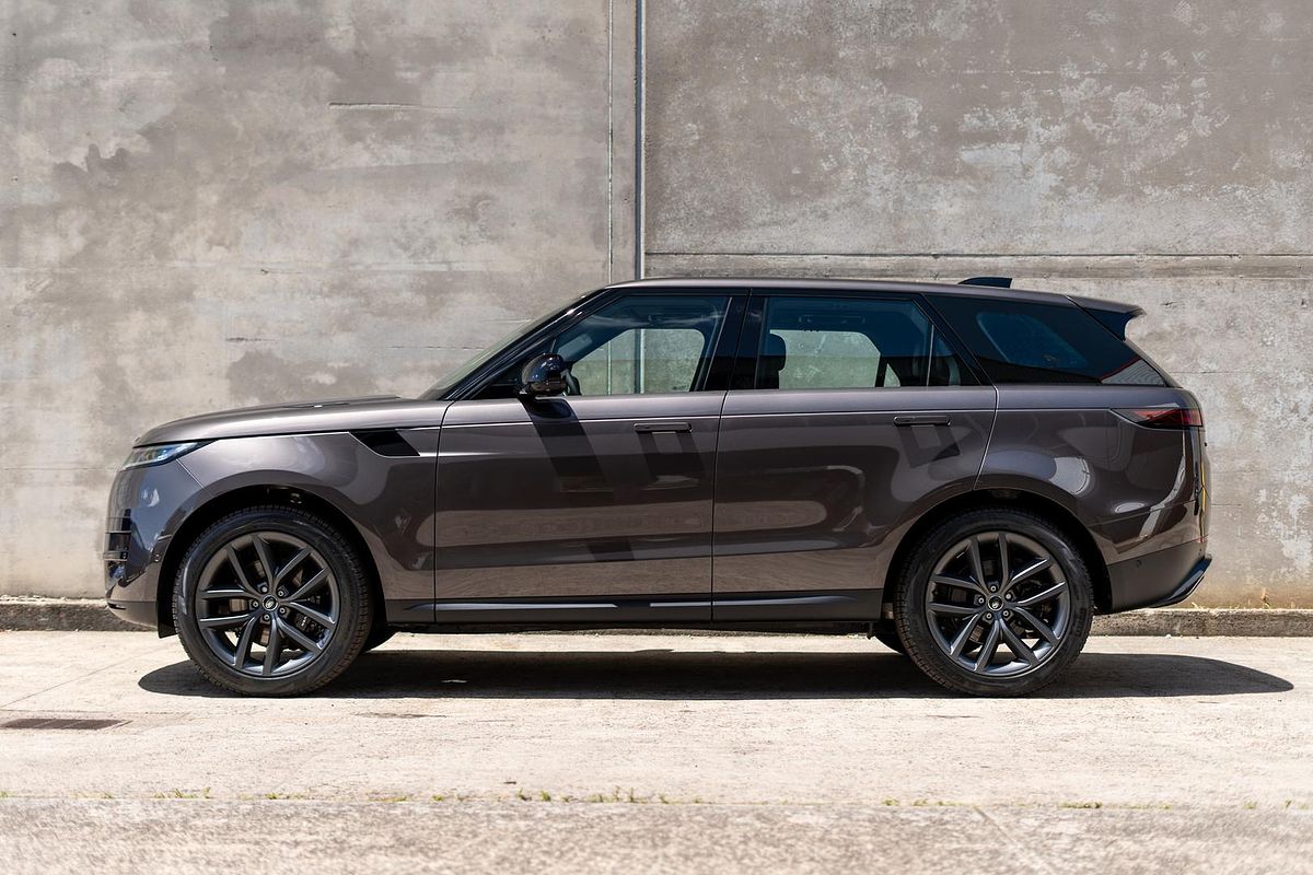 2024 Land Rover Range Rover Sport D250 SE L461