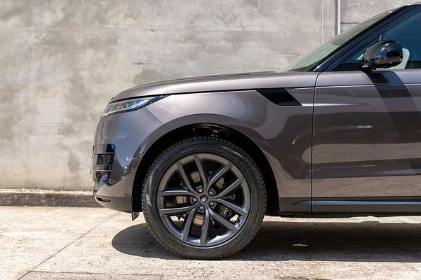 2024 Land Rover Range Rover Sport D250 SE L461