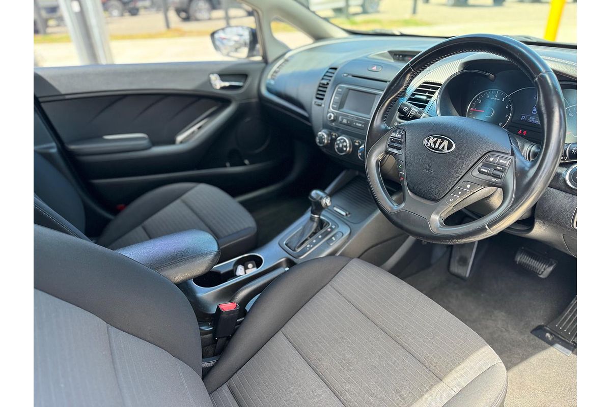 2013 Kia Cerato Si YD