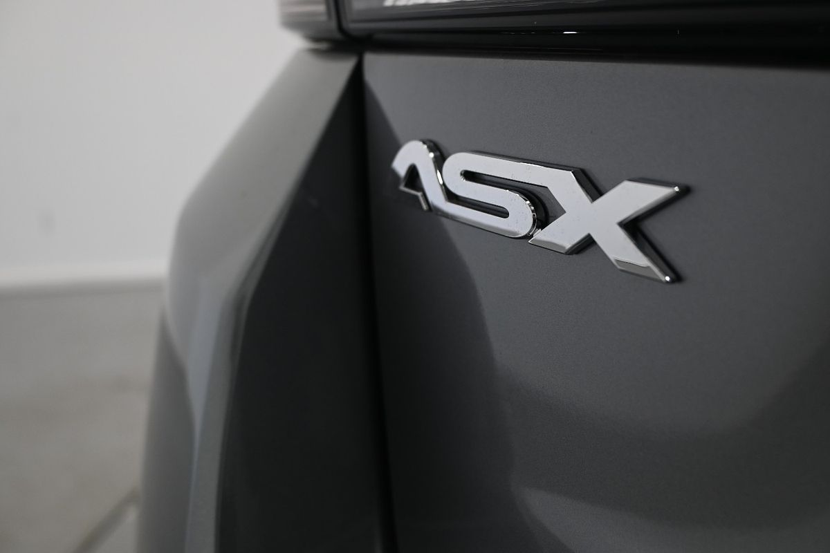 2024 Mitsubishi ASX ES XD