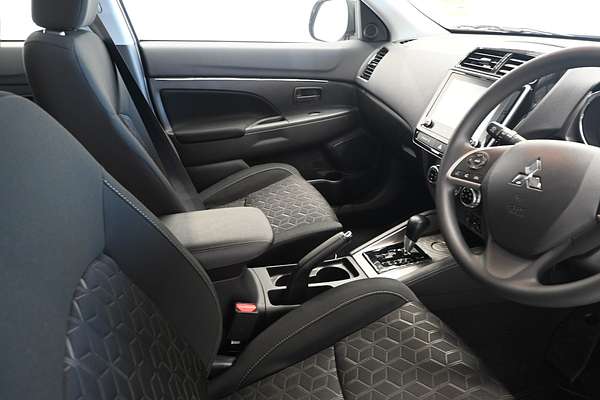 2024 Mitsubishi ASX ES XD