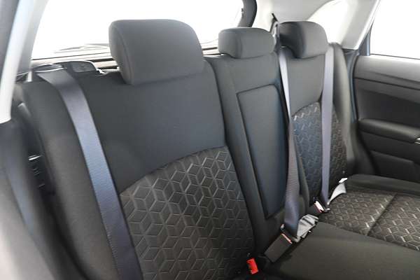 2024 Mitsubishi ASX ES XD