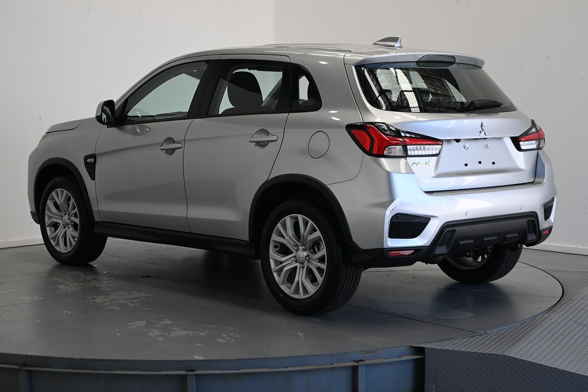 2025 Mitsubishi ASX ES XD