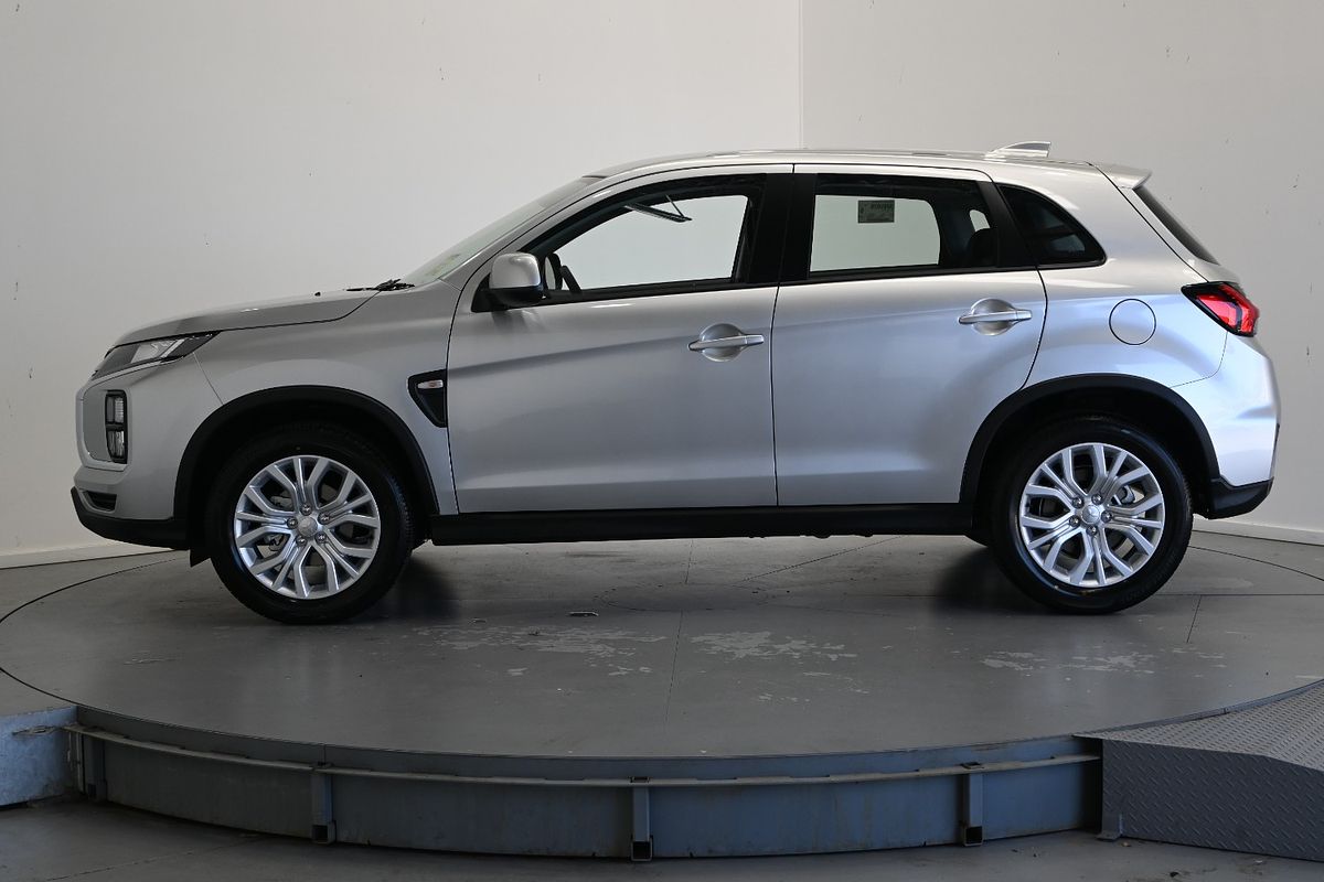 2025 Mitsubishi ASX ES XD