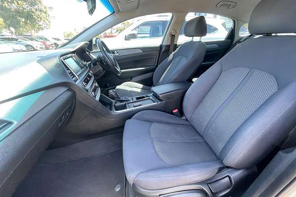2018 Hyundai Sonata Active LF4